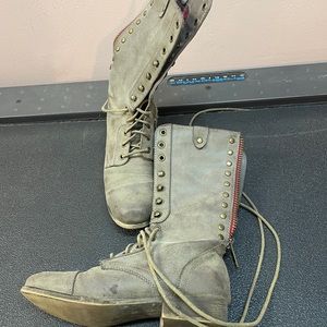 Steve Madden size 6 combat boots